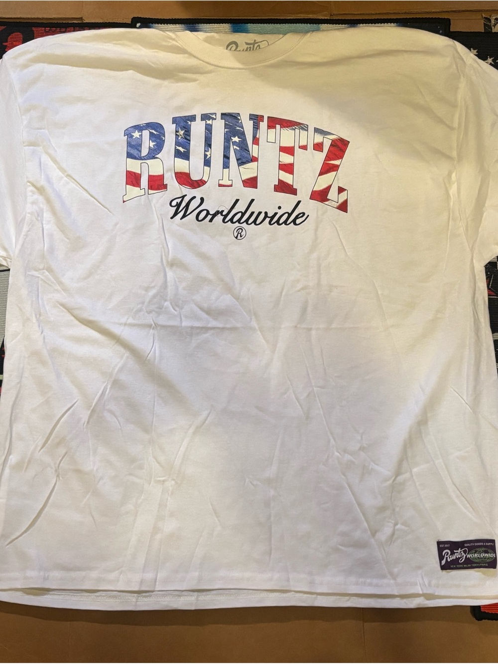 Runtz Worldwide Men's White Graphic Tee - American Flag Logo